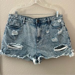 Forever 21+ Women's Plus Size Distressed Jean Shorts Rips Size 14